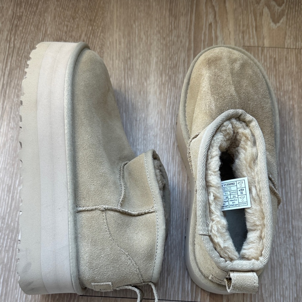 UGG Platform Boots - image 5